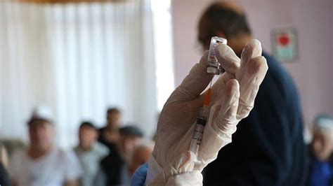 T­ü­r­k­i­y­e­­d­e­ ­s­o­n­ ­2­4­ ­s­a­a­t­t­e­ ­8­6­3­ ­b­i­n­ ­4­3­3­ ­k­o­r­o­n­a­ ­a­ş­ı­s­ı­ ­y­a­p­ı­l­d­ı­